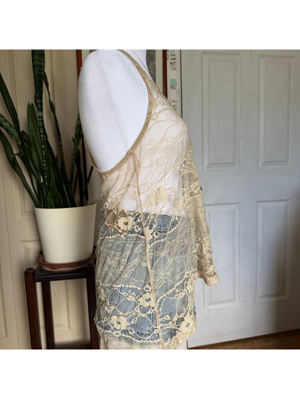 Sheer Lace Racerback Tank Top - Picture 9 of 10